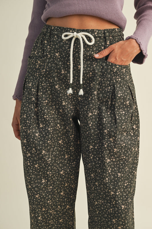 Charming Ditsy Floral Pants - Olive