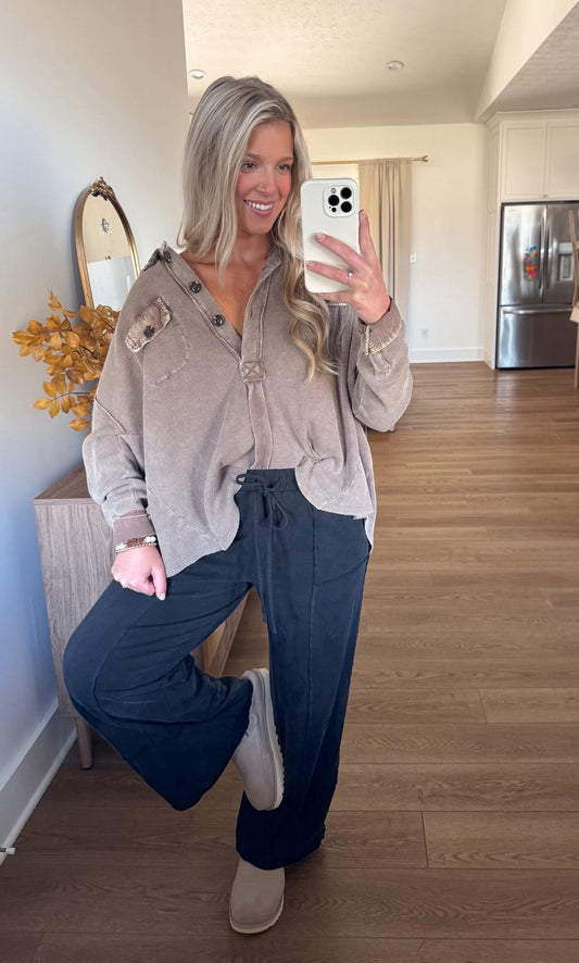 Henley Pullover - Toffee