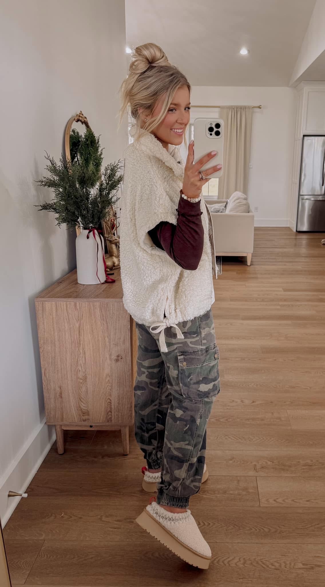 Snow Day Teddy Vest - Ivory