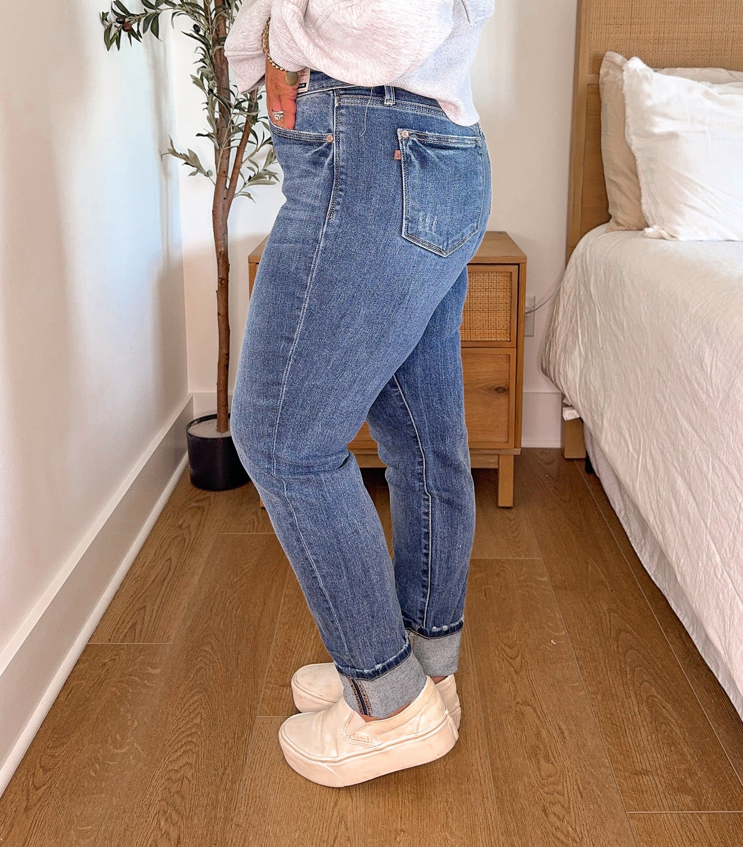 Non Distressed Boyfriend - Medium Wash