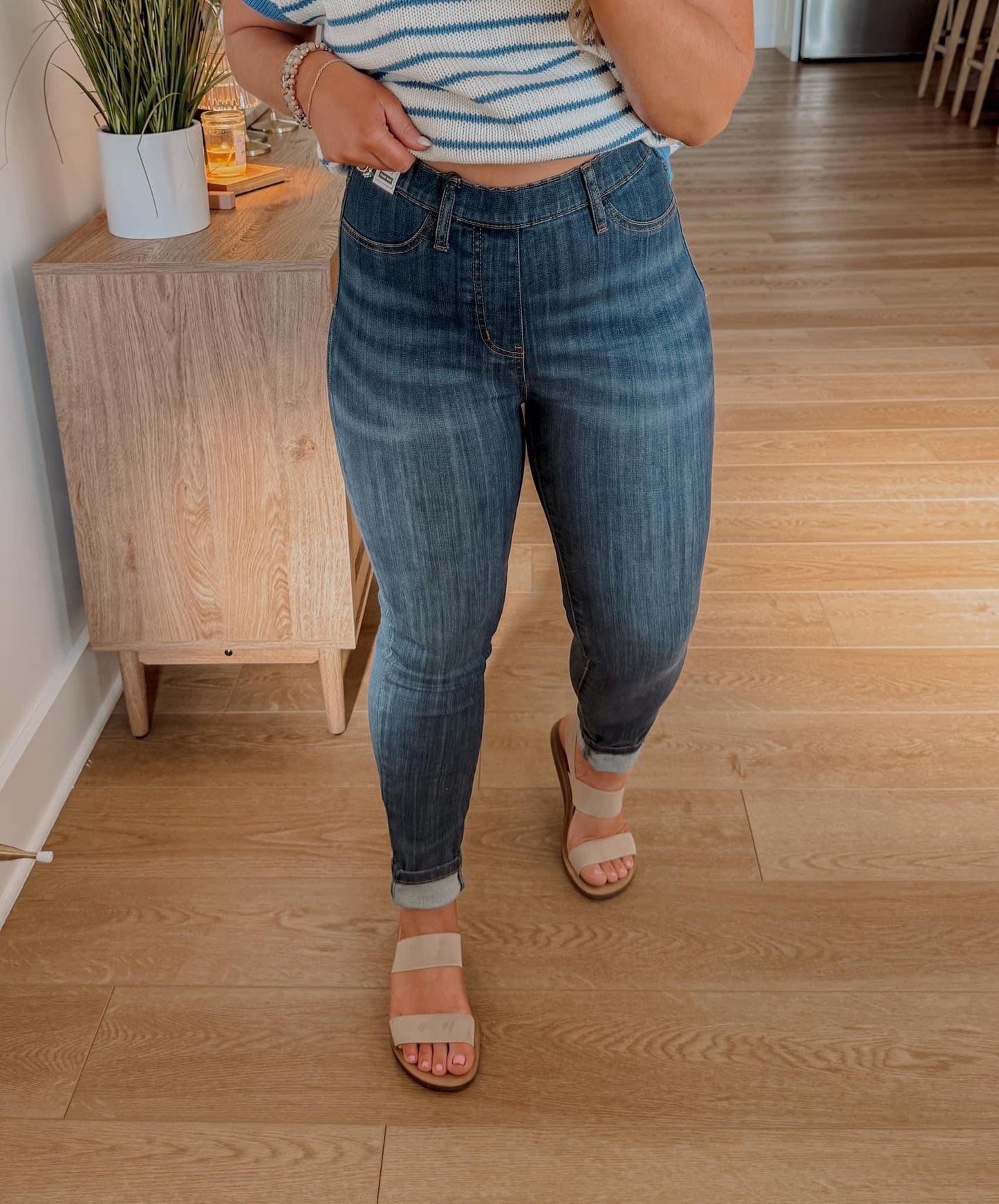 Pull On Skinny - Dark Wash