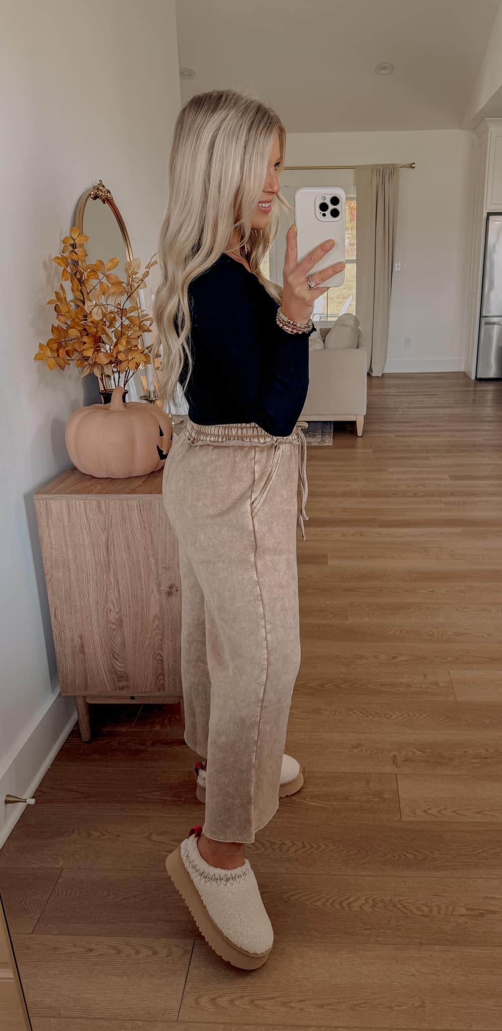 Mineral Washed Cropped Sweatpants - Mocha