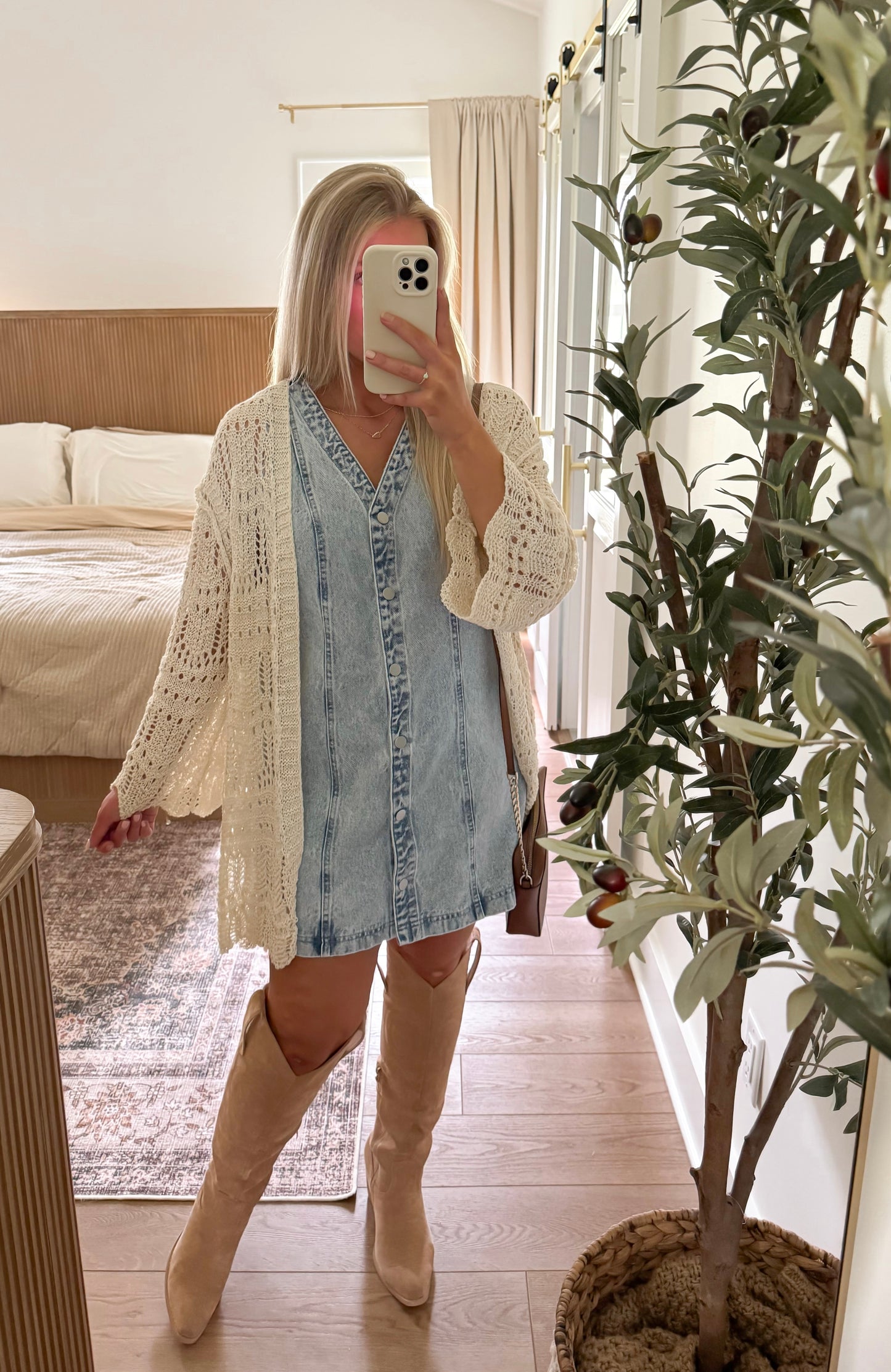 Dallas Denim Dress - Lt Wash