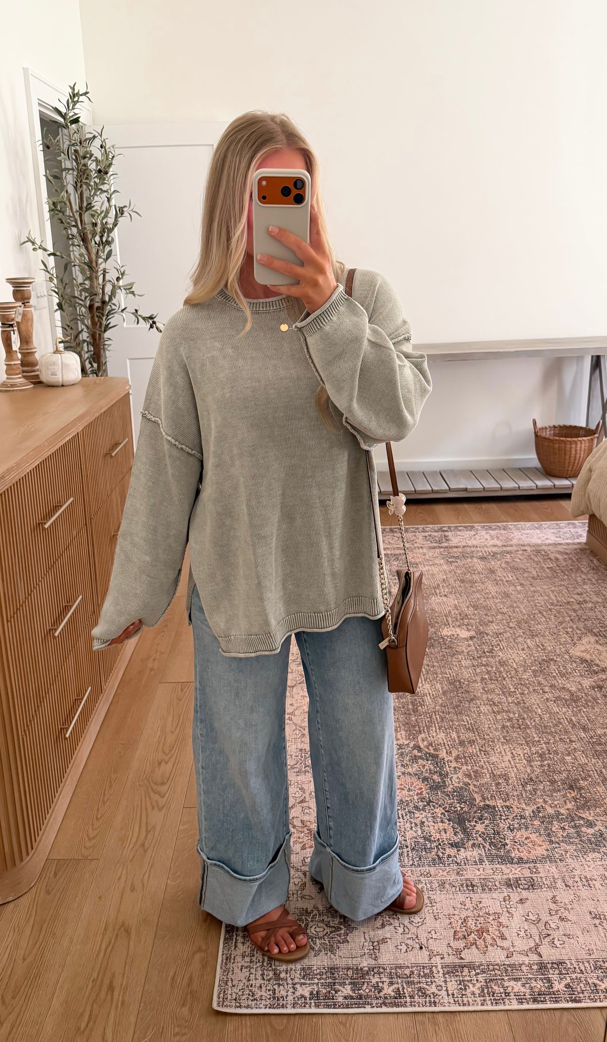 The Cozy Classic Sweater - Light Olive