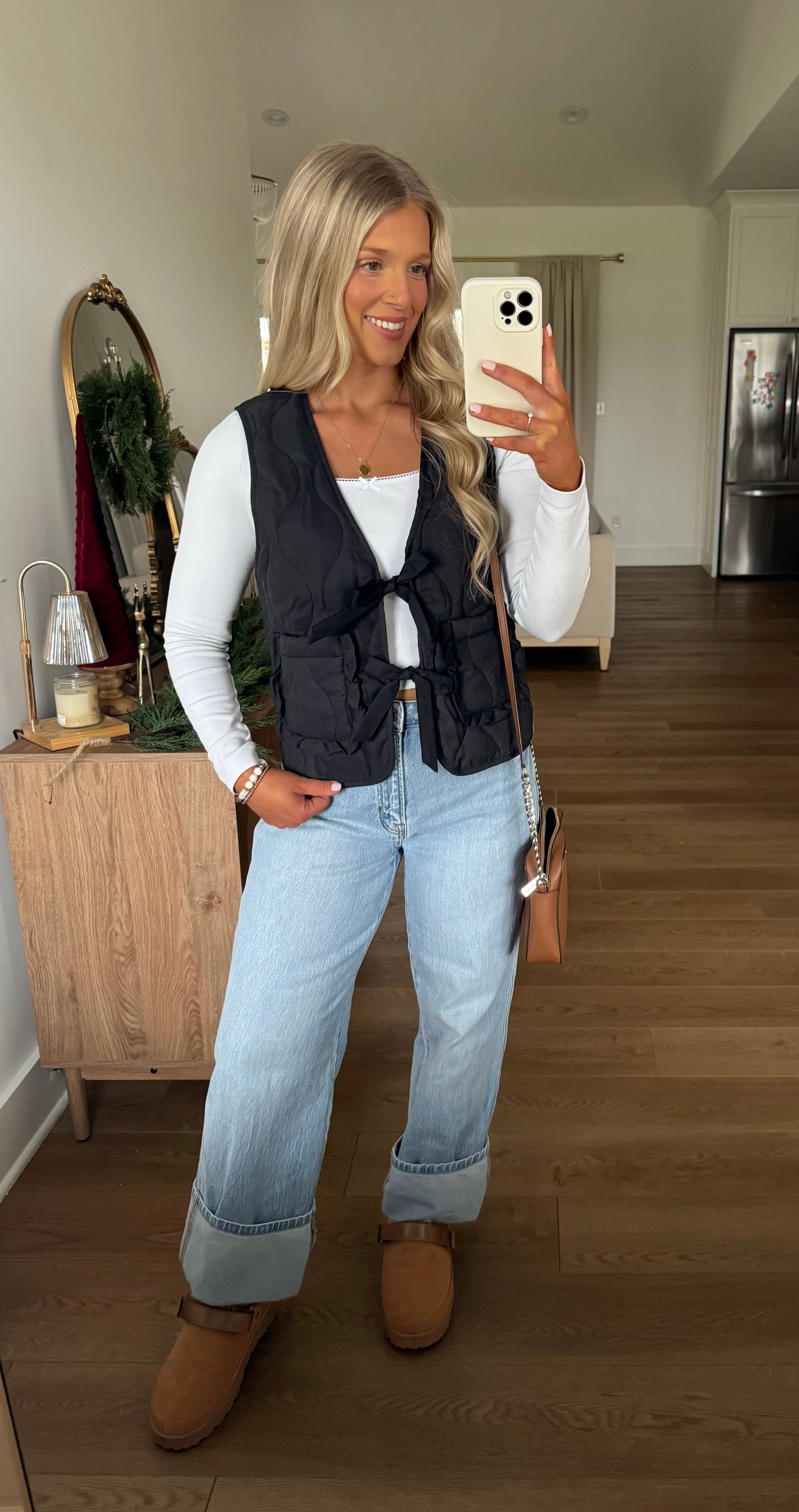 Autumn Escape Vest - Black