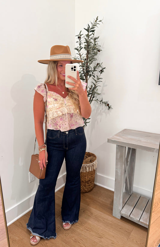 Off The Vine Floral Top