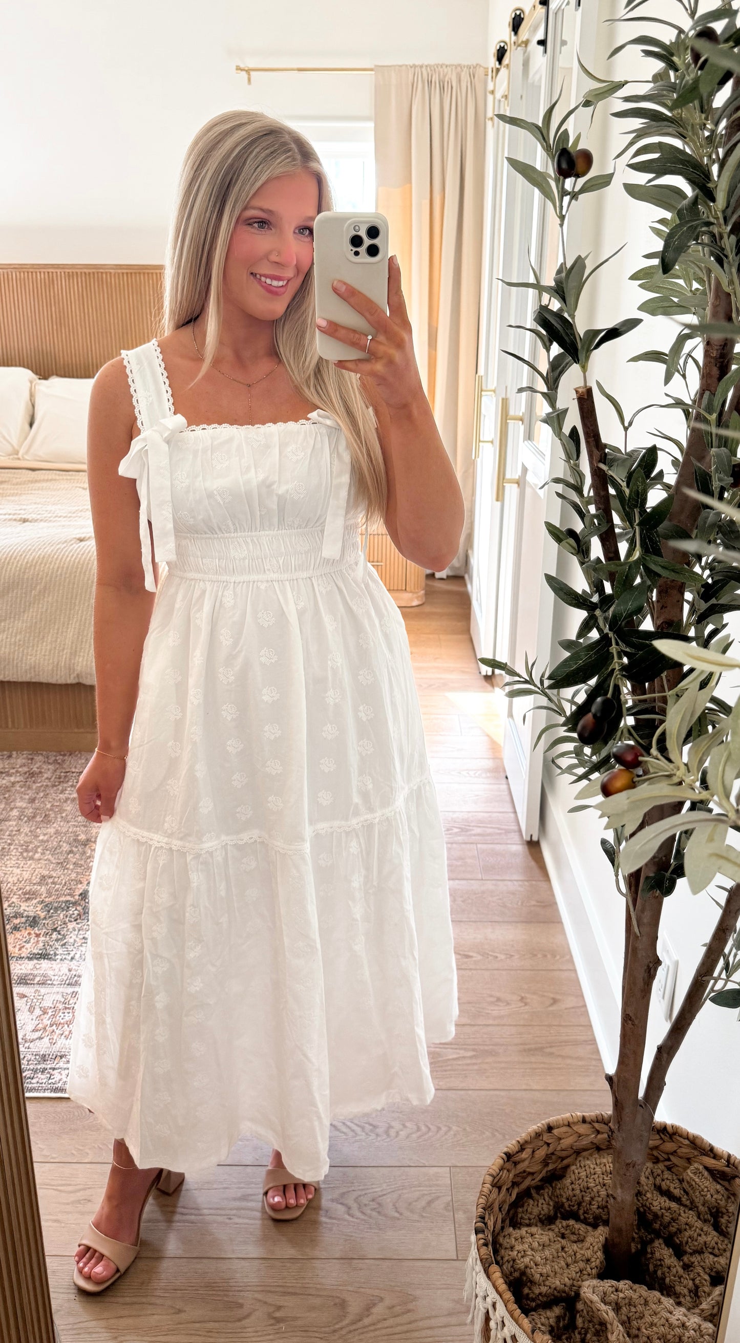 Daydreaming Dress - White