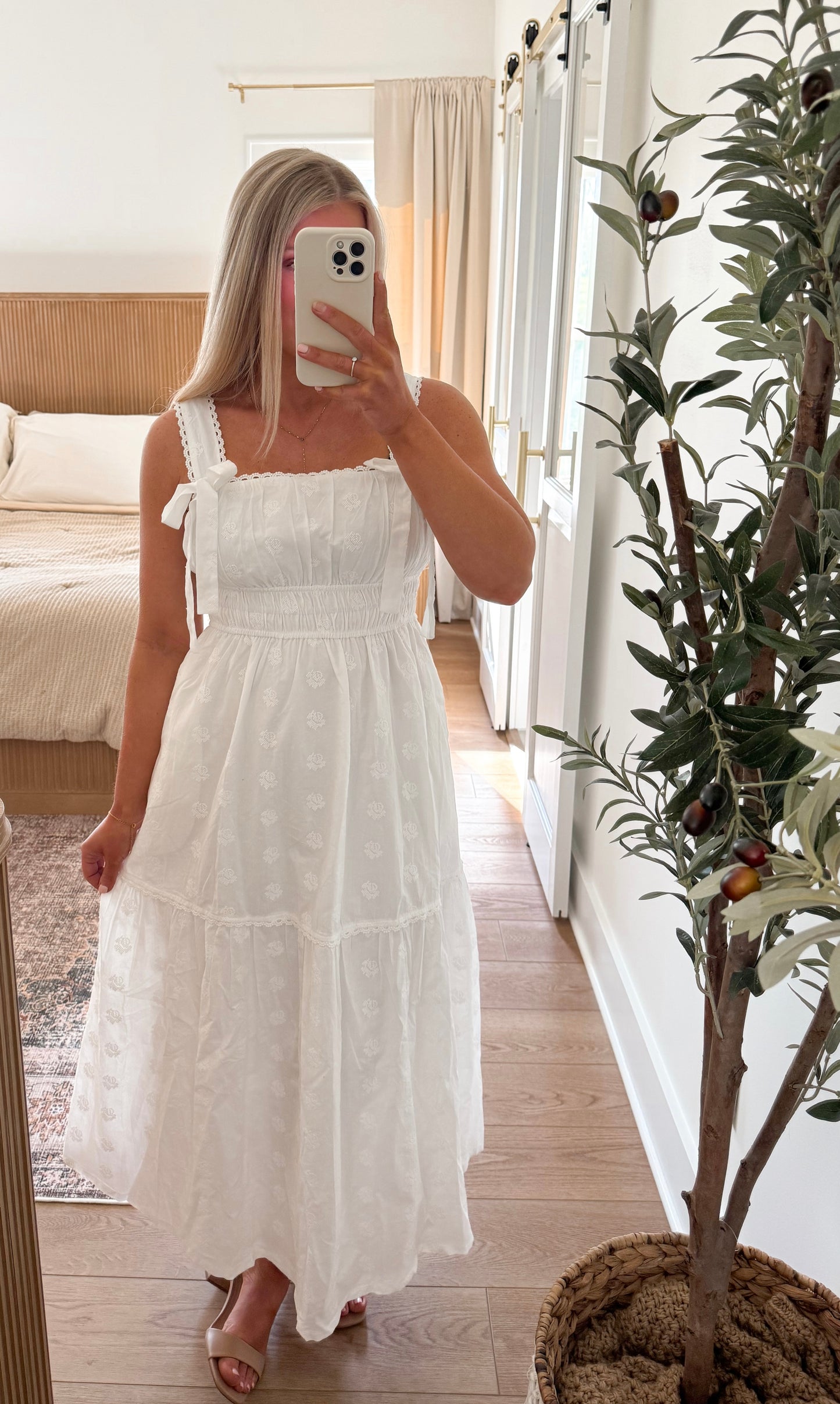 Daydreaming Dress - White