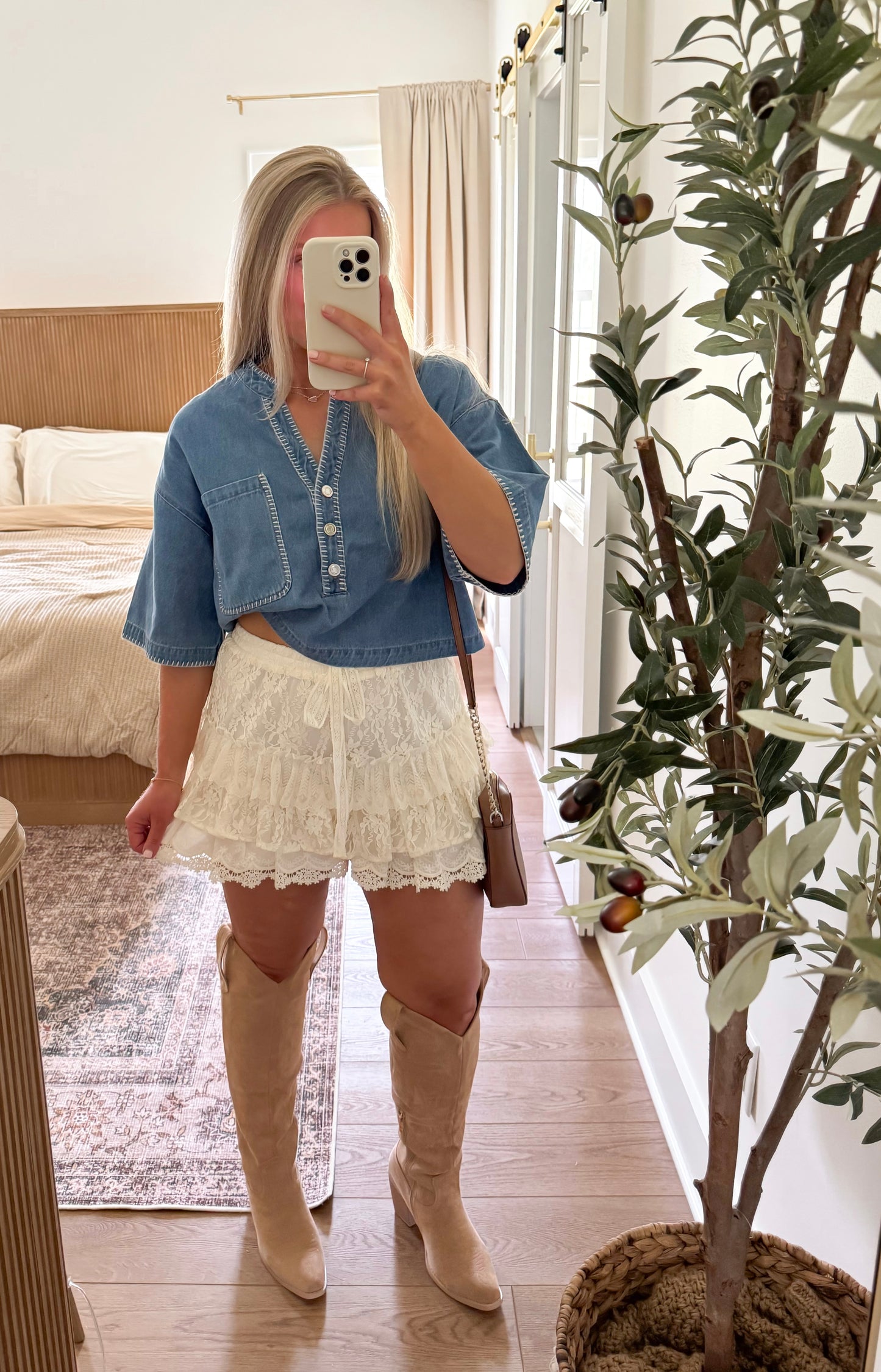 Poppy Lace Shorts