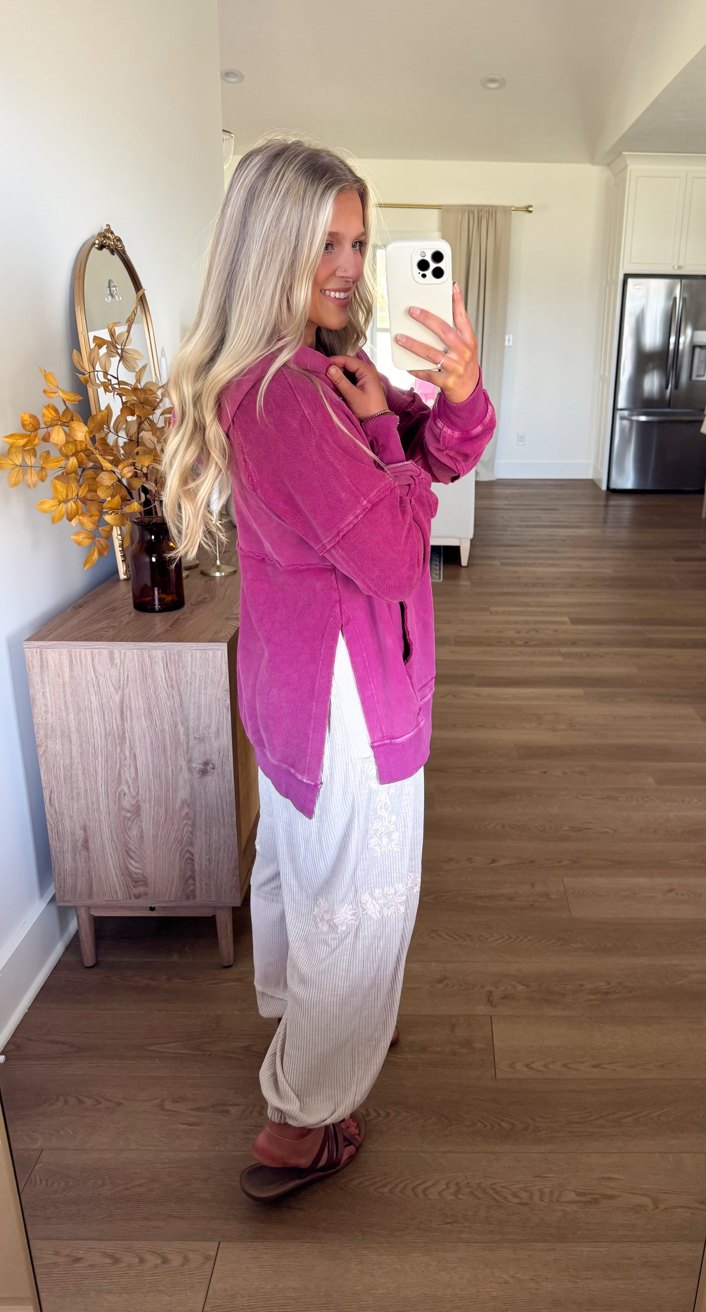 Chill Vibes Hoodie - Berry