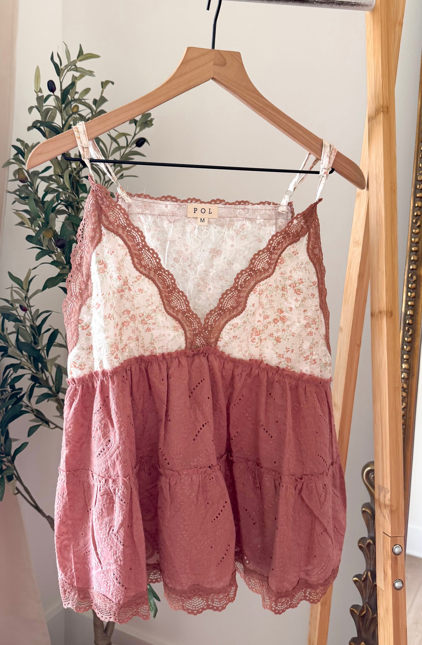 Floral Lace Tank - Brick