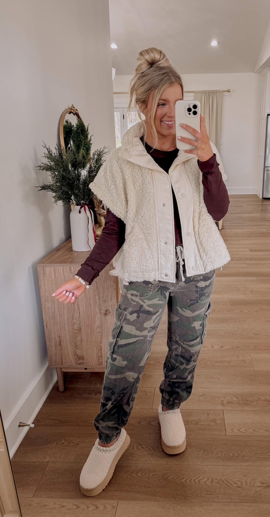 Snow Day Teddy Vest - Ivory