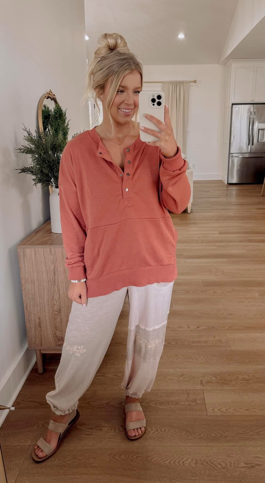 First Class Pullover - Vintage Rust