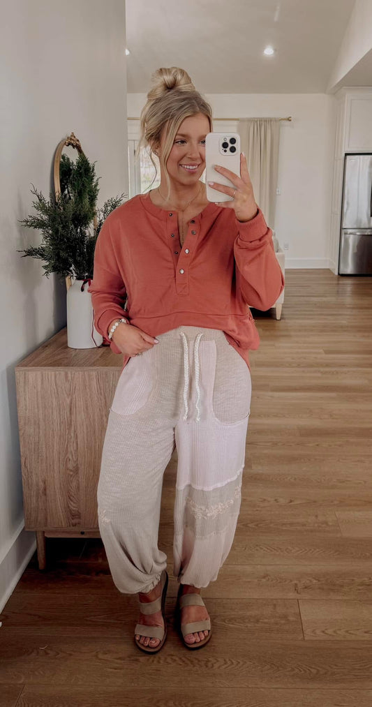 First Class Pullover - Vintage Rust