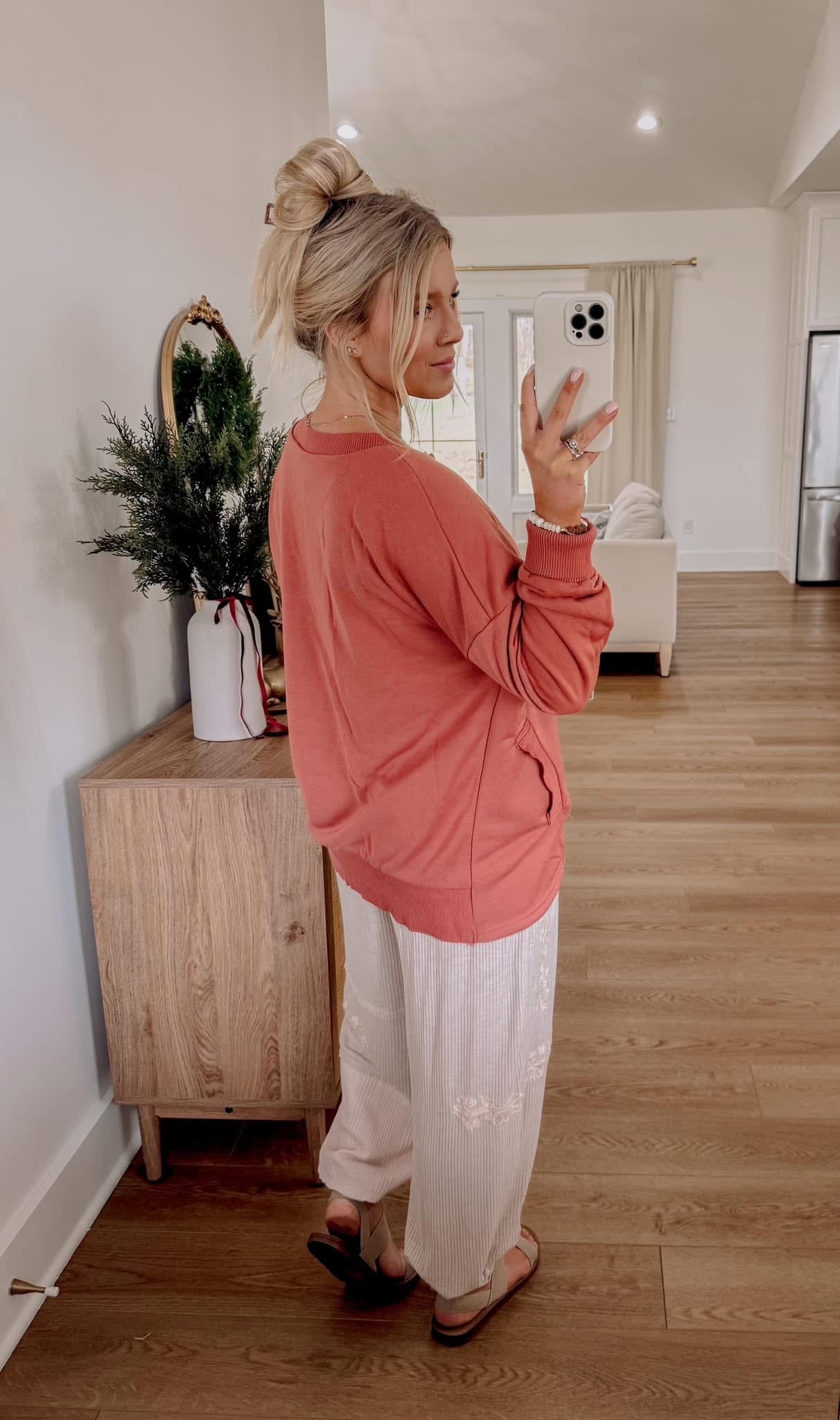 First Class Pullover - Vintage Rust