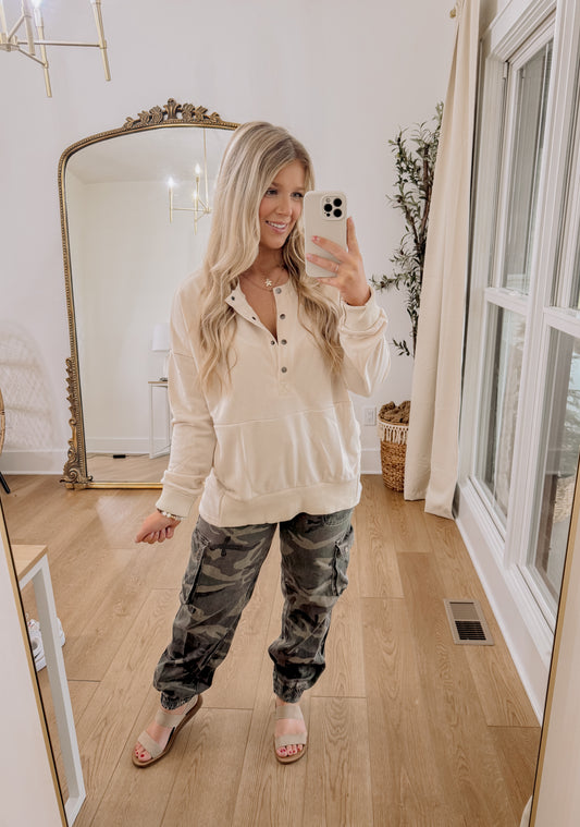 First Class Pullover - Oatmeal