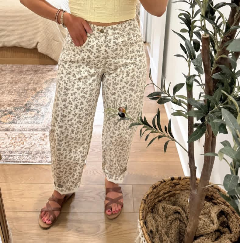 Wander Away Floral Barrel Pant