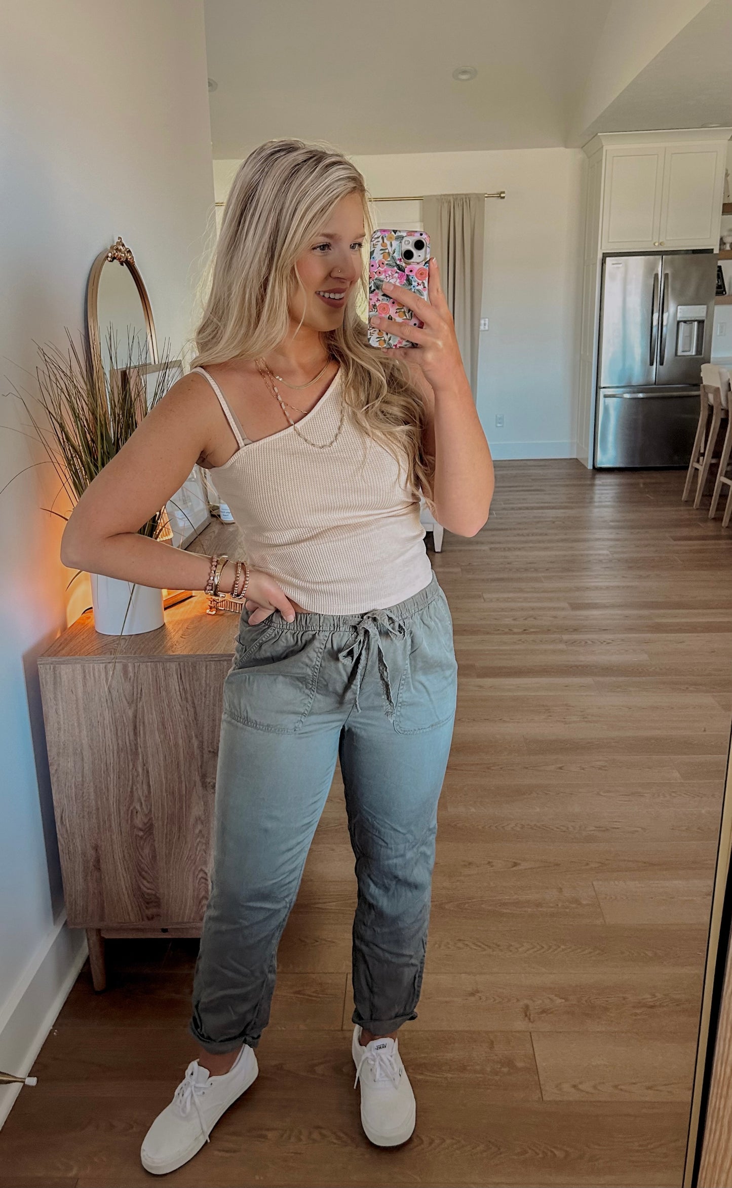 Subtle Flirt Tank - Ivory