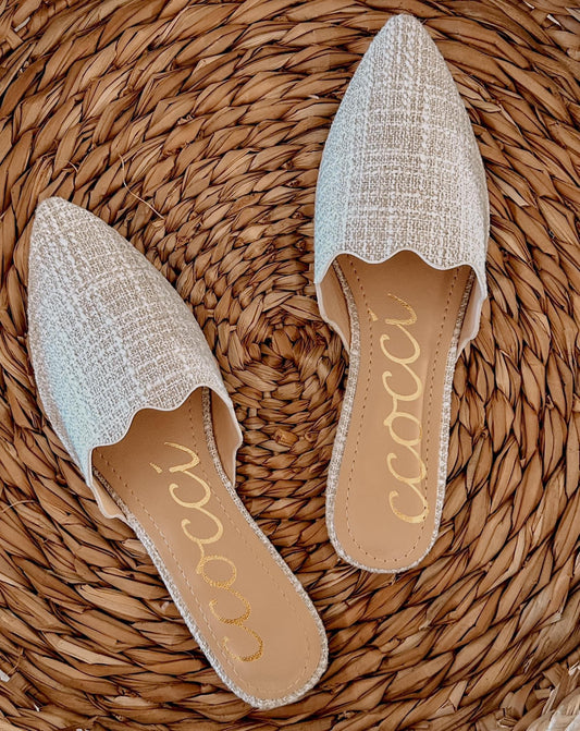 Scallop Edge Flats - Natural