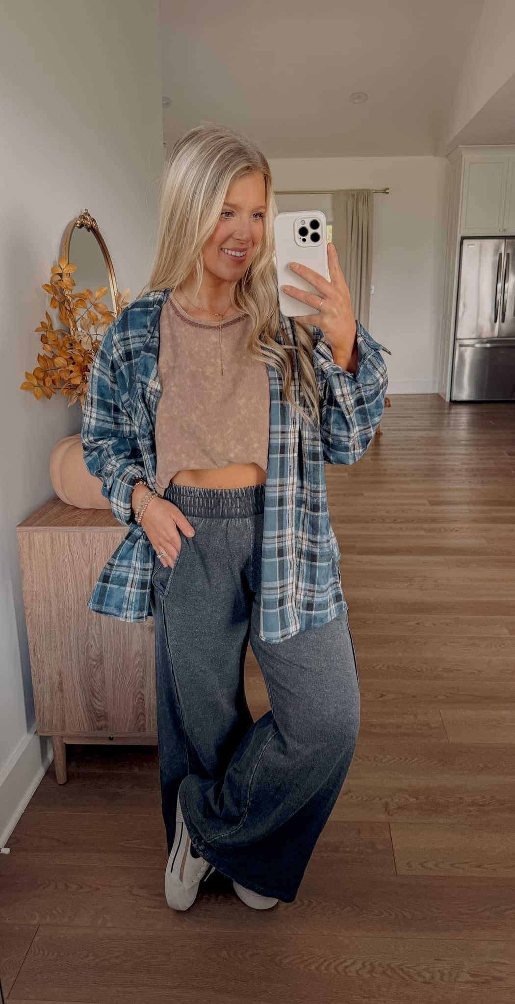 Effortless Vibes Top - Cinnamon