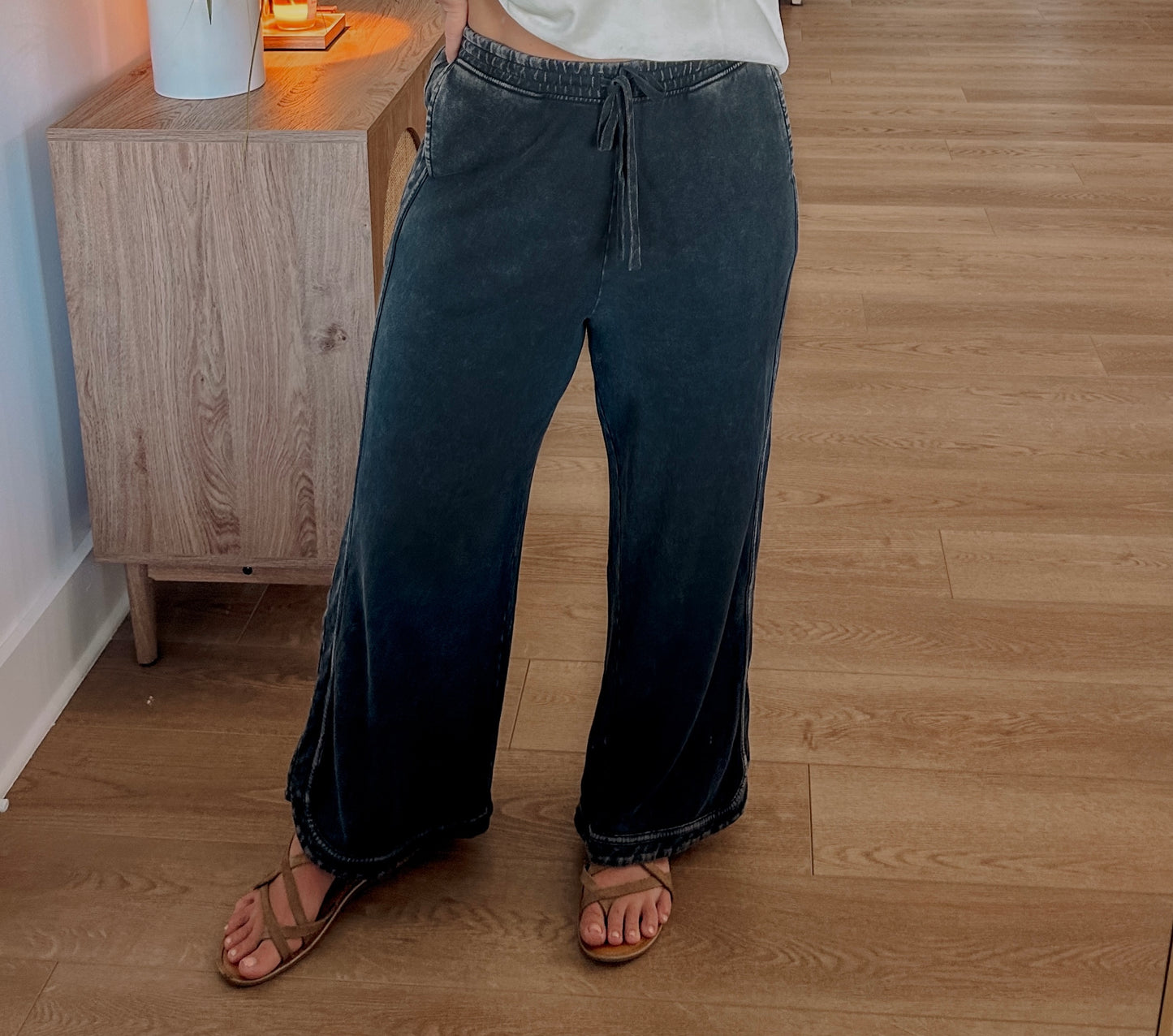 Mom Vibes Mineral Washed Pants - Black