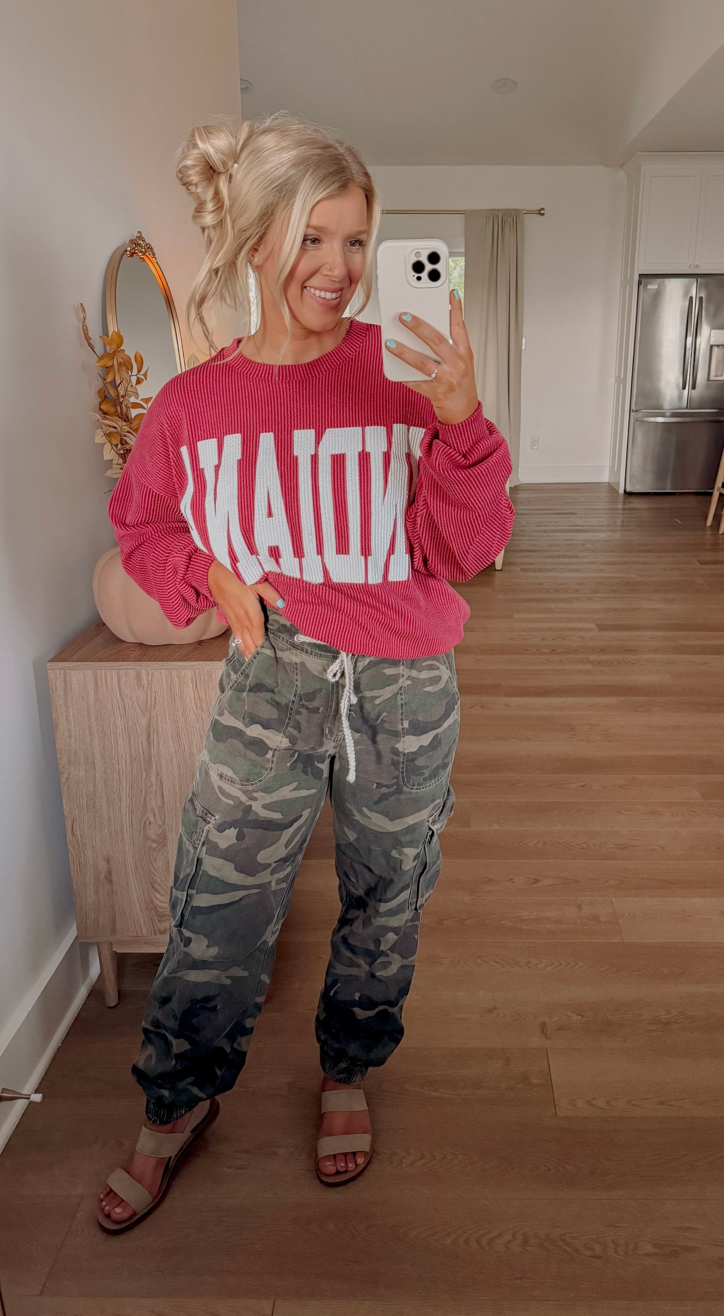 Indiana Crewneck - Crimson Red