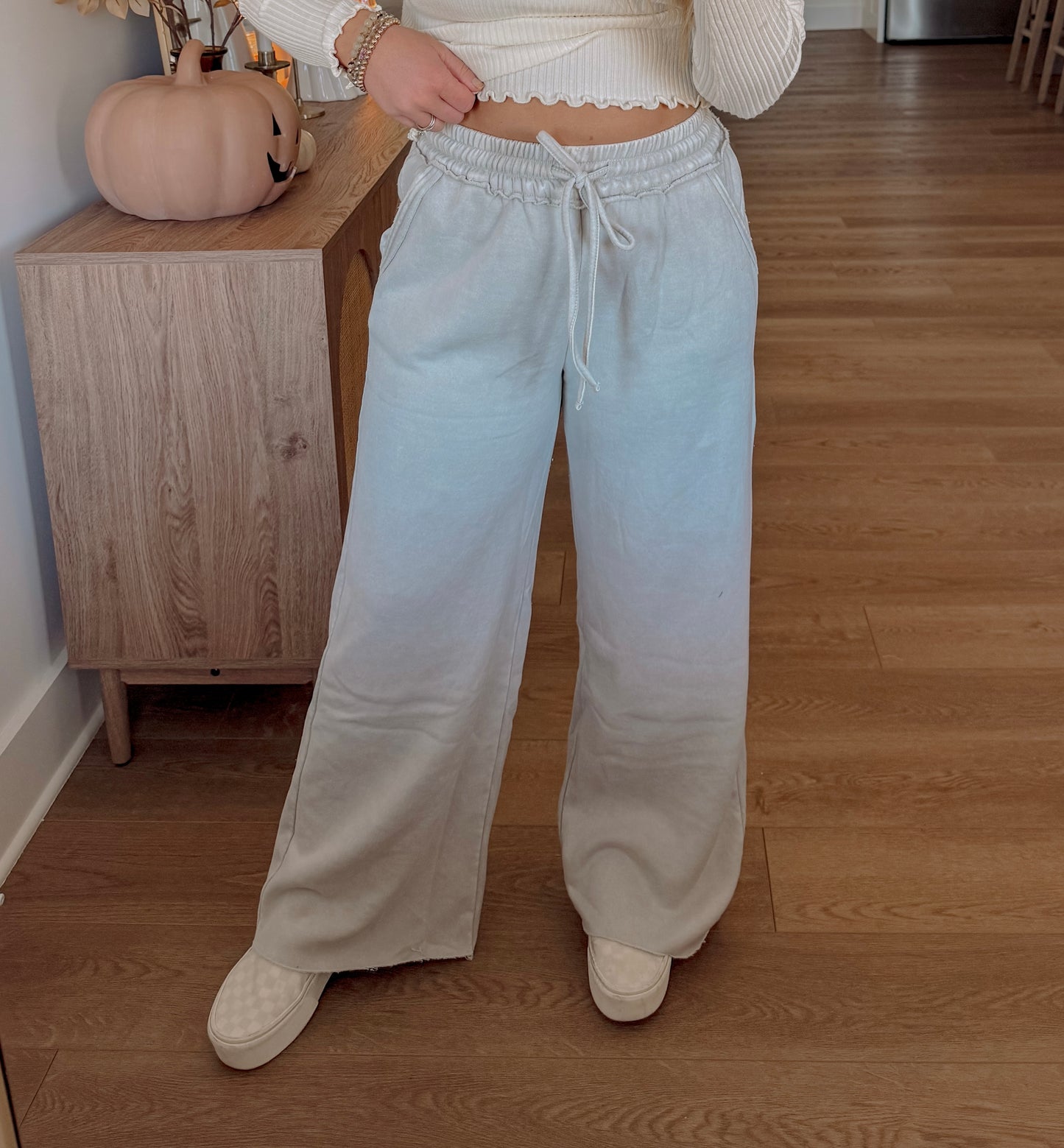 Mineral Washed Sweatpants - Light Cement